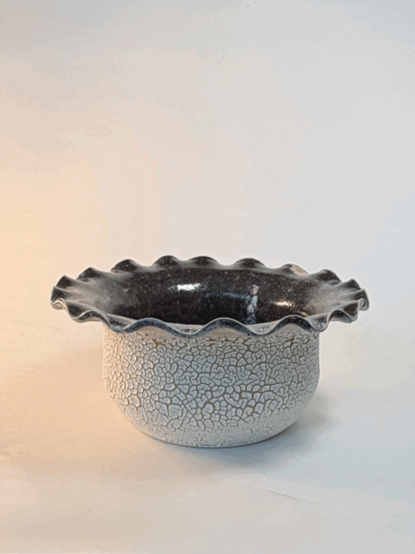 Pleaded Foliage Planter