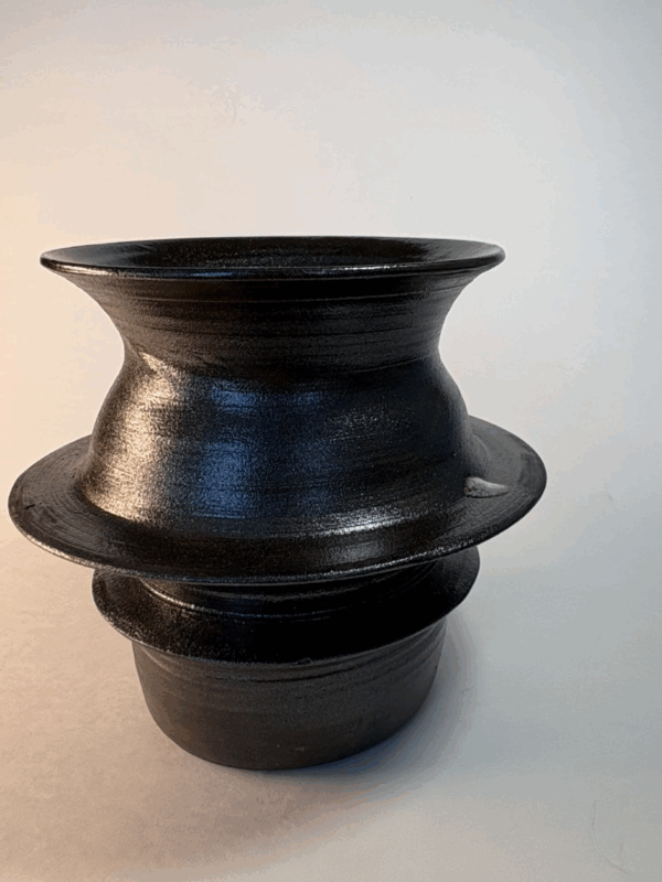 Flanged Vase - Image 4