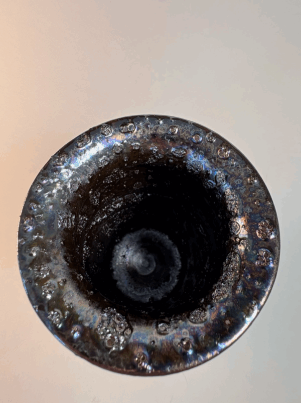Pleaded Flange Vase - Image 2